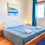 Balaia Poolside House With Sea View By Becherish Casa vacanze