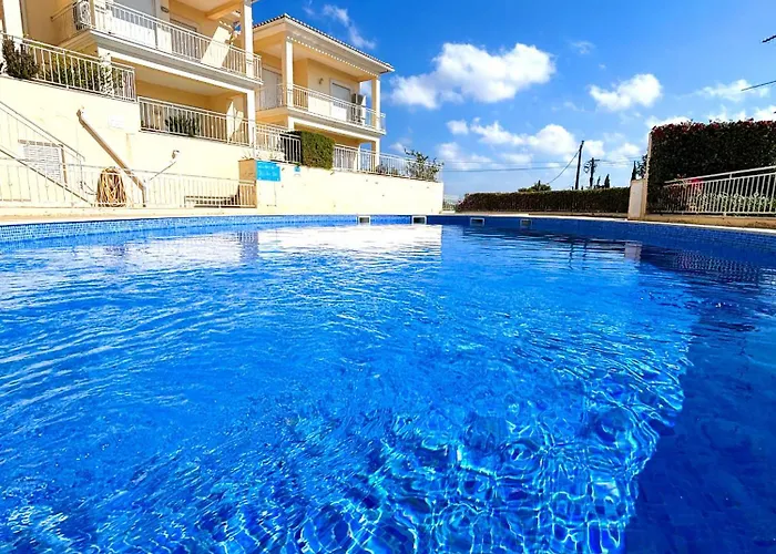 Balaia Poolside House With Sea View By Becherish Dom wakacyjny *